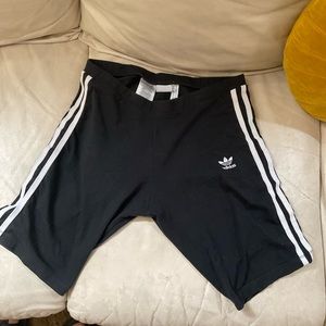 Adidas cropped legging short